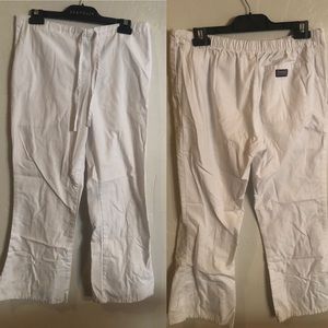 Cherokee White scrub pants Petite Small